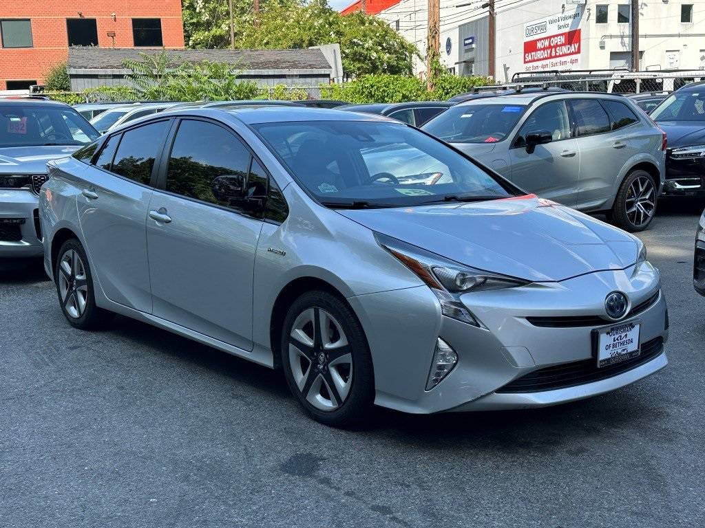 2016 Toyota Prius Four — Hatchback — 94,528 mi — Chevy Chase, MD