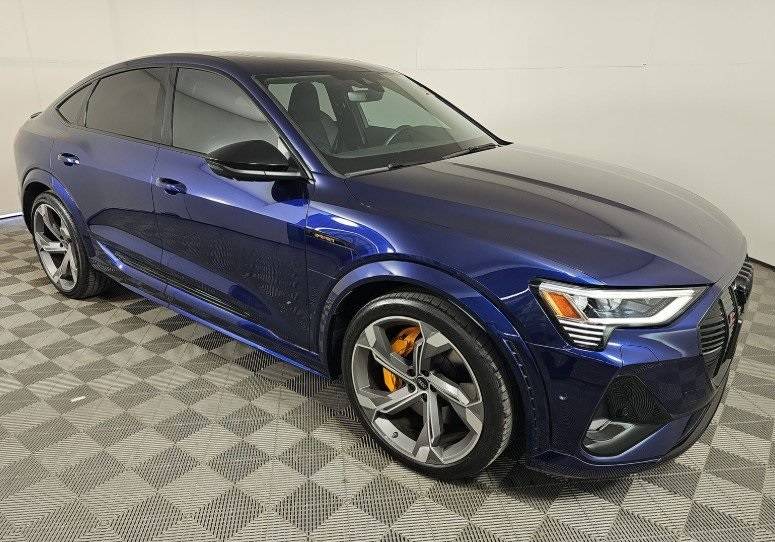 2022 Audi e-tron S Prestige — SUV — 23,403 mi — Chevy Chase, MD