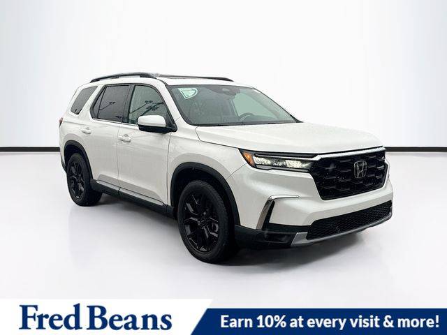 2025 Honda Pilot Touring — SUV — 10 mi — Roslyn, PA