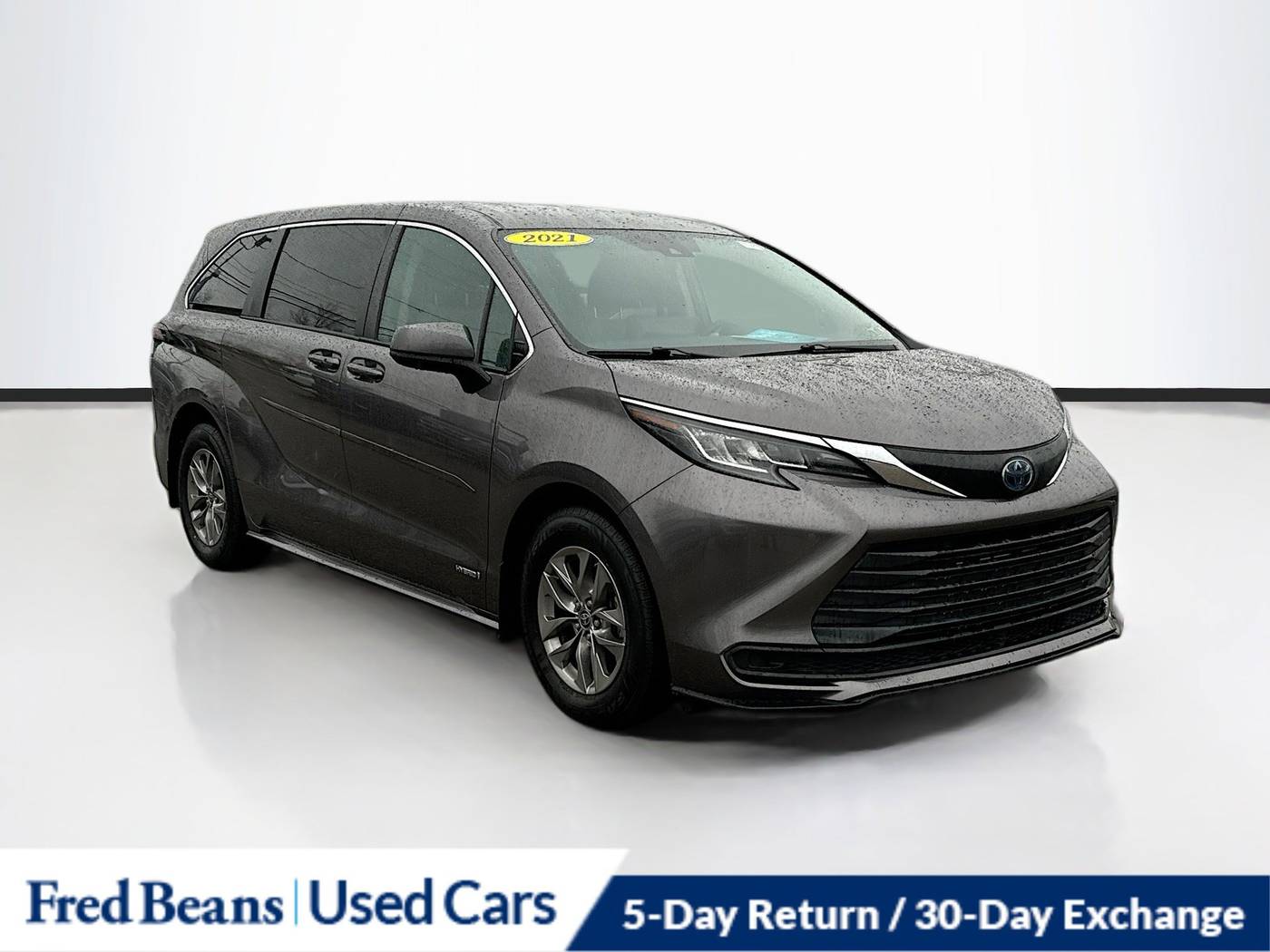 2021 Toyota Sienna LE — Minivan — 46,116 mi — Roslyn, PA