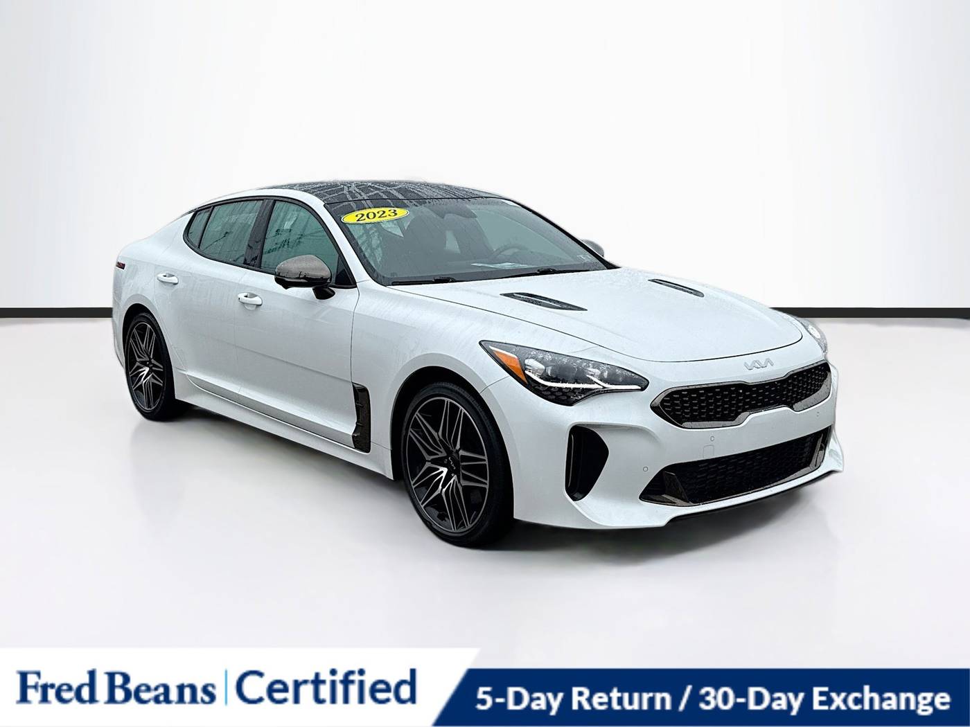 2023 Kia Stinger GT2 — Hatchback — 18,695 mi — Roslyn, PA