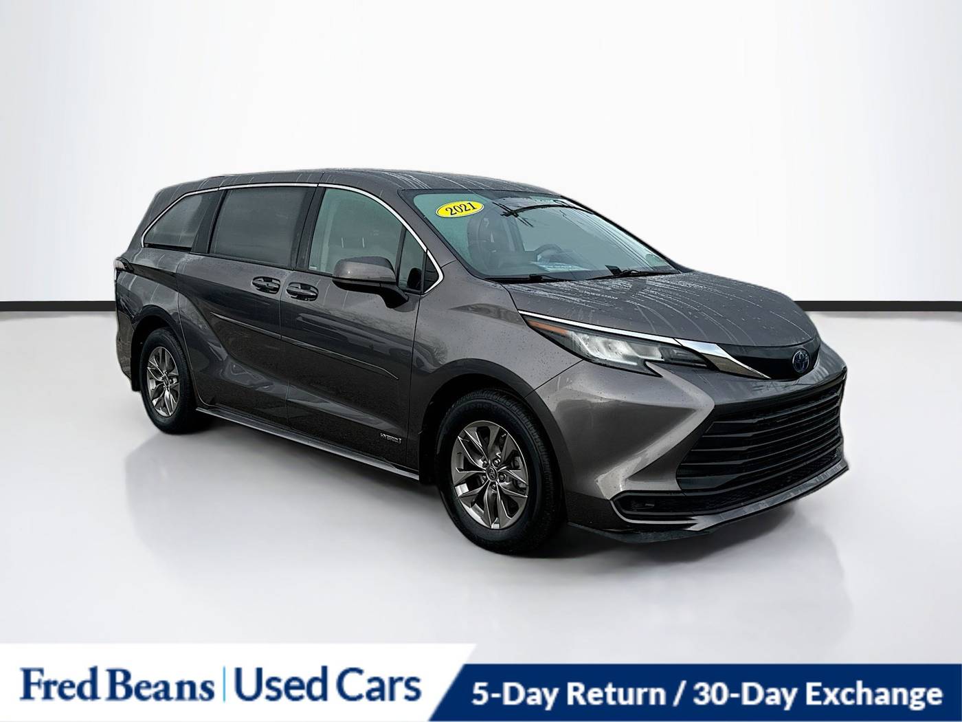 2021 Toyota Sienna LE — Minivan — 42,157 mi — Roslyn, PA
