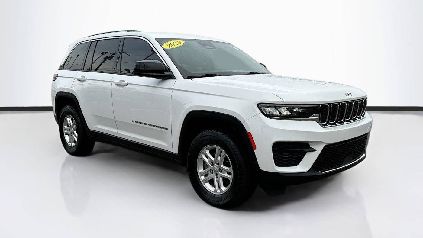 2023 Jeep Grand Cherokee Laredo — SUV — 20,299 mi — Roslyn, PA