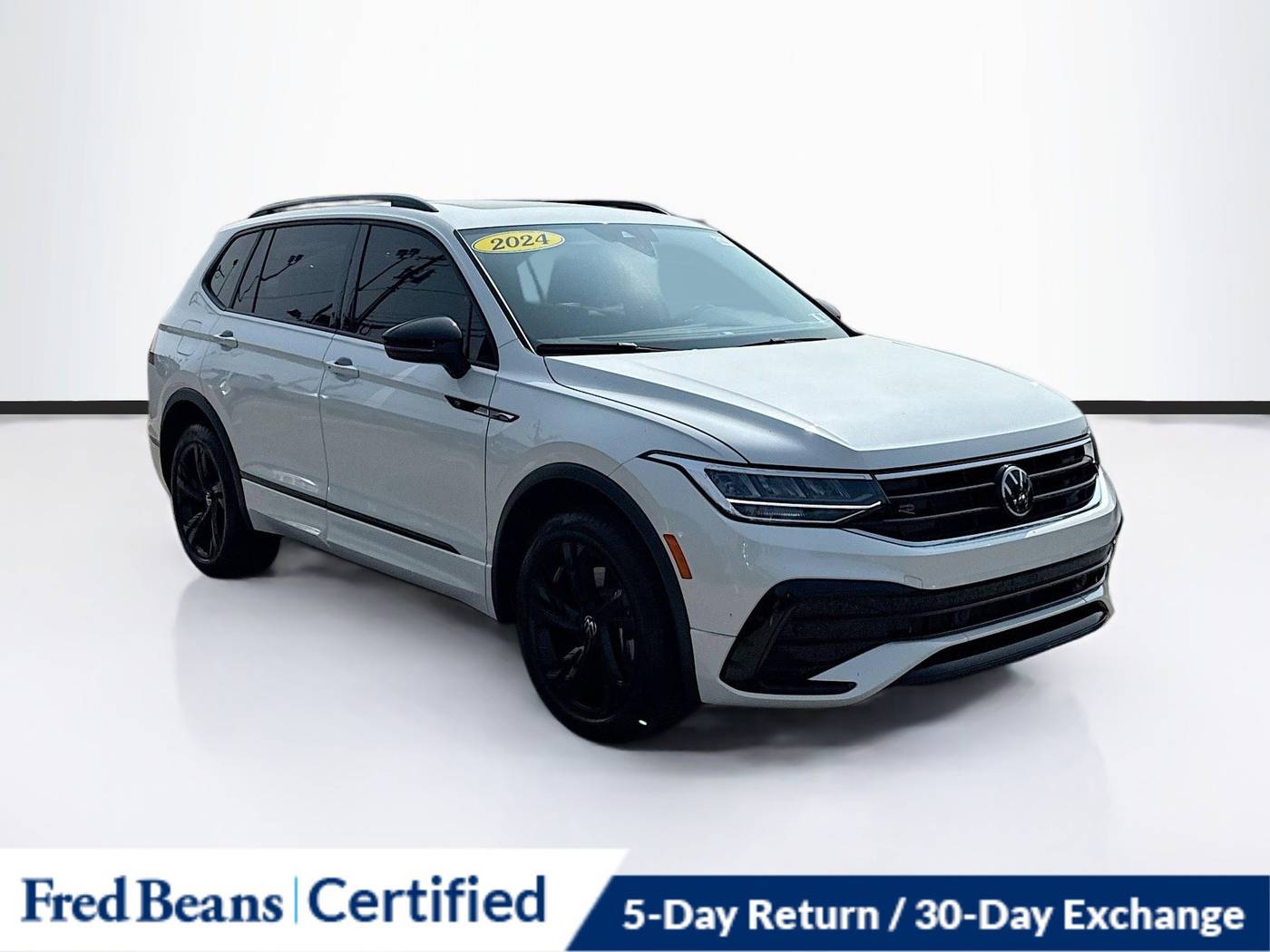 2024 Volkswagen Tiguan SE R-Line Black — SUV — 12,144 mi — Roslyn, PA