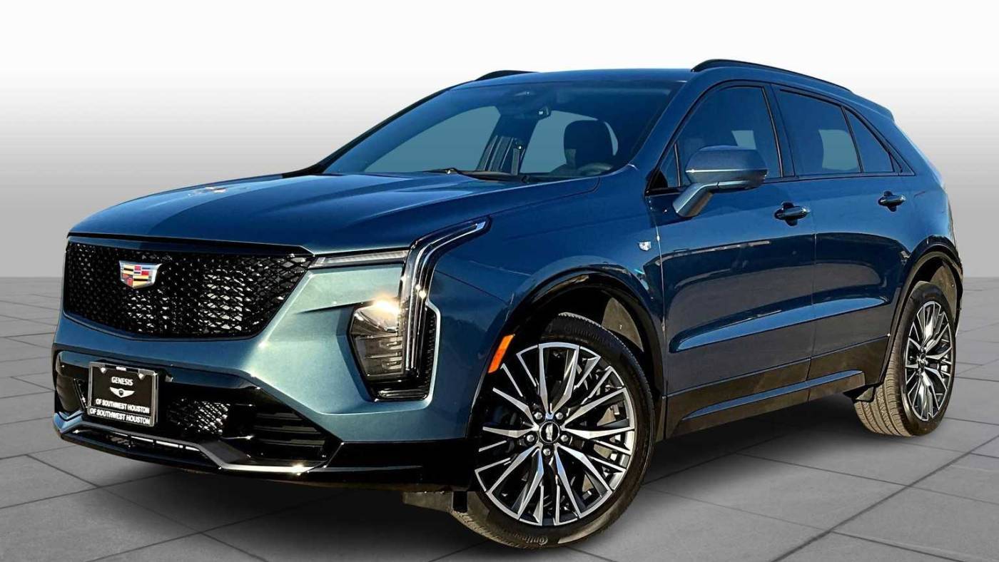 2025 Cadillac XT4 Sport