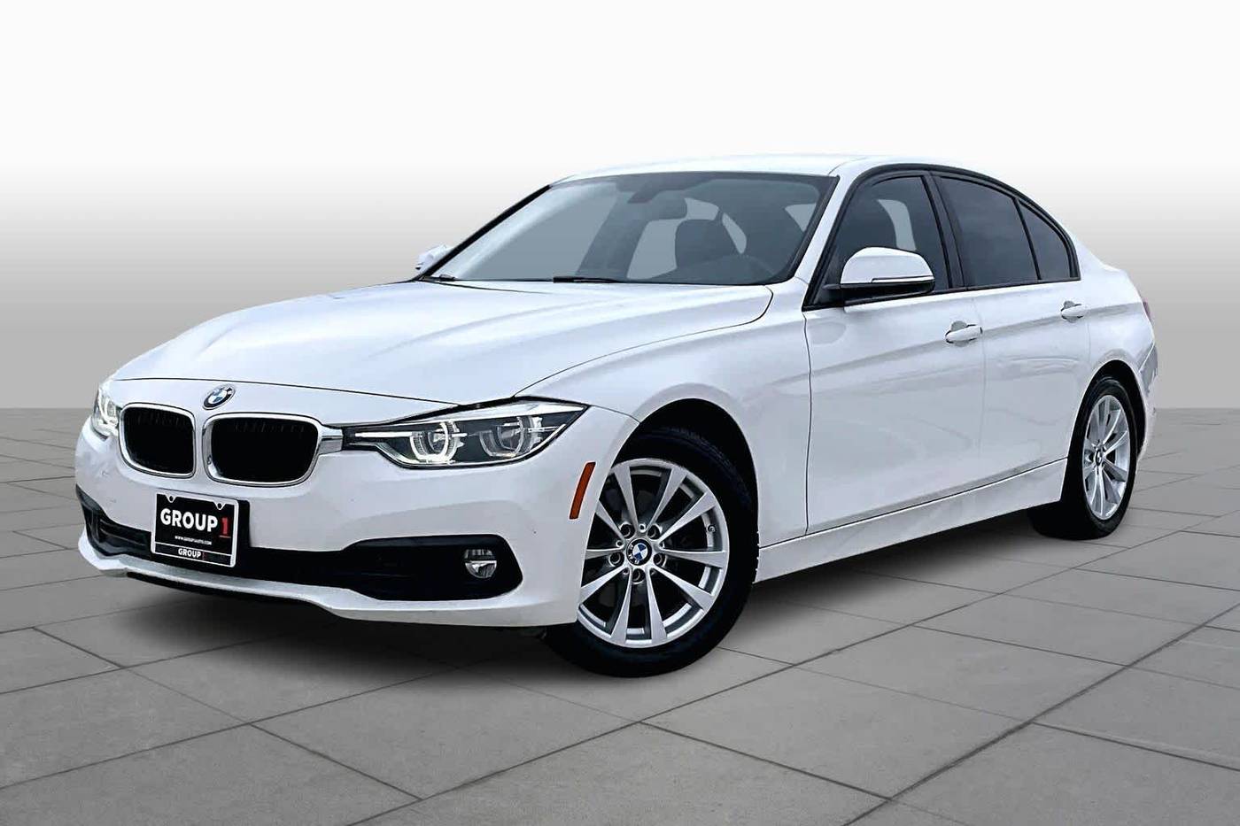 2018 BMW 3 Series 320i