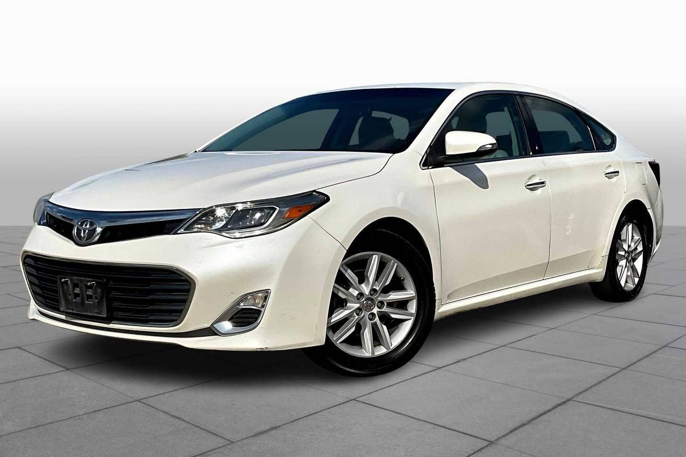 2013 Toyota Avalon XLE — Sedan — 156,934 mi — Houston, TX