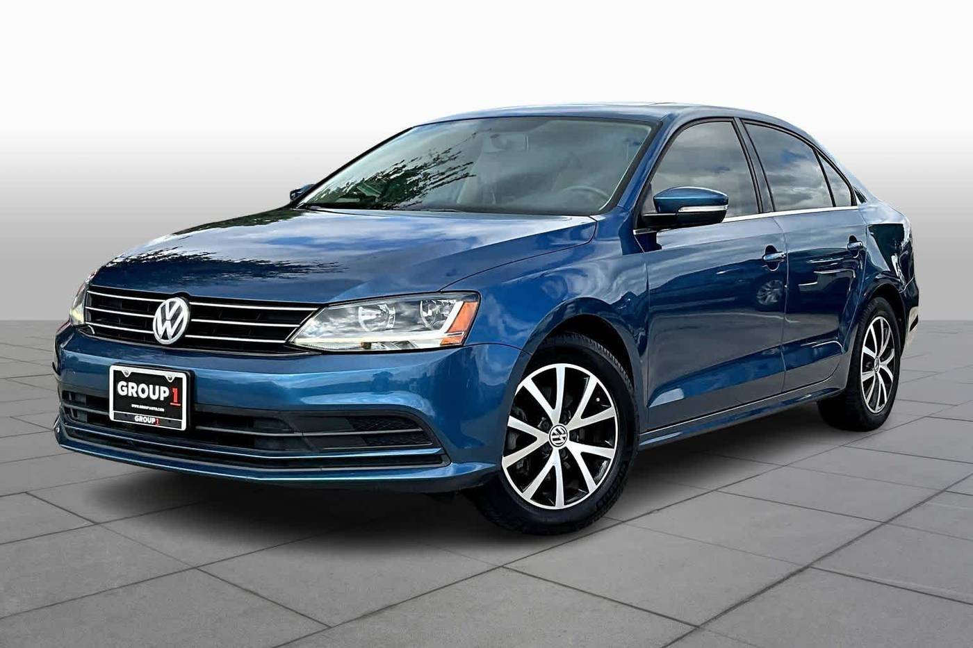 2017 Volkswagen Jetta 1.4T SE — Sedan — 48,093 mi — Houston, TX