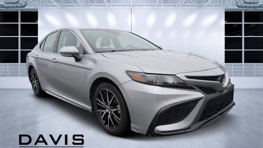 2022 Toyota Camry SE — Sedan — 69,738 mi — Jacksonville, FL