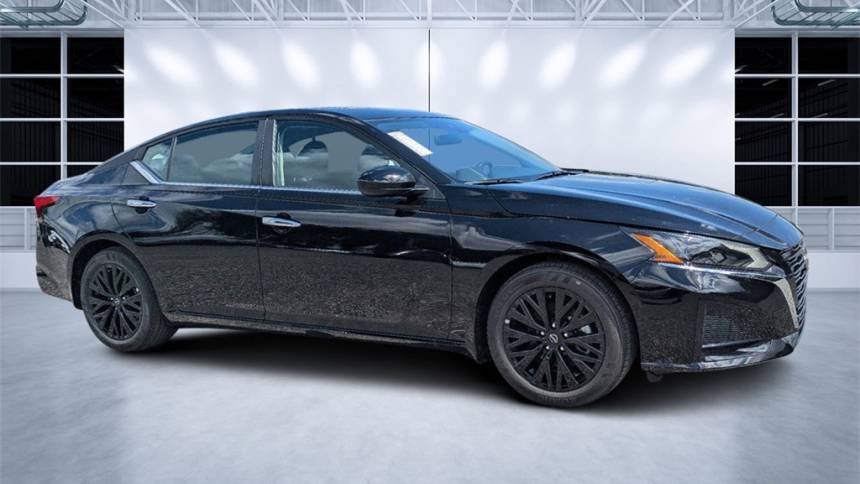 2025 Nissan Altima SV — Sedan — 9,252 mi — Jacksonville, FL