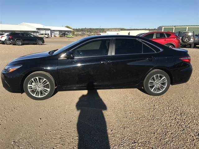 2016 Toyota Camry SE — Sedan — 58,141 mi — Sioux Falls, SD