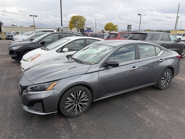2024 Nissan Altima SV — Sedan — 41,803 mi — Sioux Falls, SD