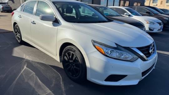 2016 Nissan Altima 2.5 S — Sedan — 70,250 mi — Sioux Falls, SD