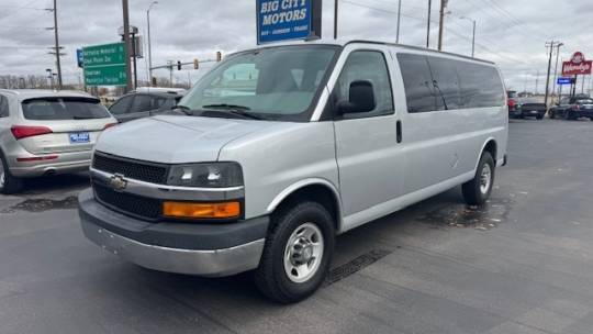2016 Chevrolet Express Passenger LT — Passenger Van — 47,364 mi — Sioux Falls, SD
