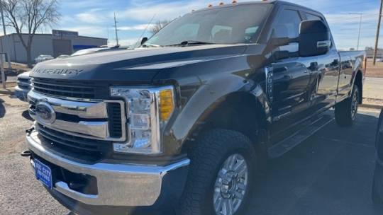 2017 Ford Super Duty F-350 XL — Pickup Truck — 155,539 mi — Sioux Falls, SD