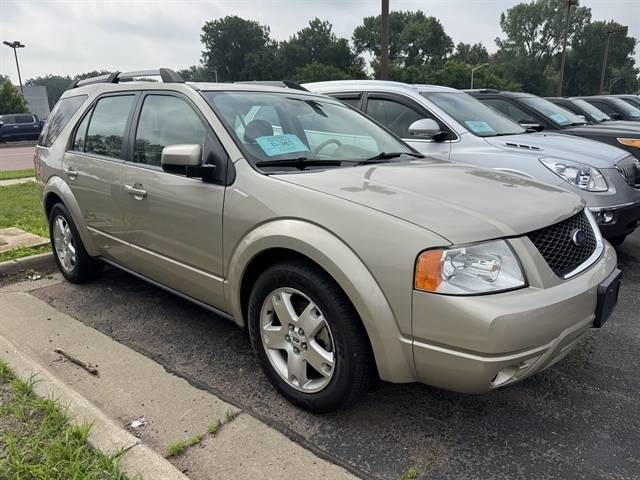 2005 Ford Freestyle Limited — Wagon — 122,779 mi — Sioux Falls, SD