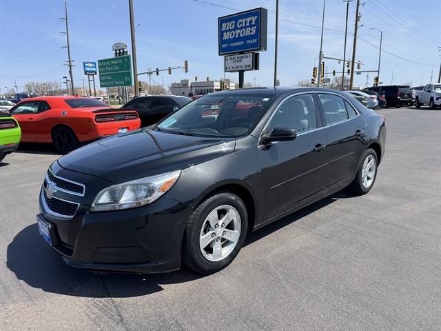 2013 Chevrolet Malibu LS — Sedan — 70,386 mi — Sioux Falls, SD
