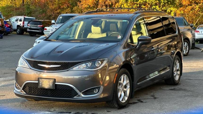2017 Chrysler Pacifica Touring L — Minivan — 97,505 mi — Bordentown, NJ