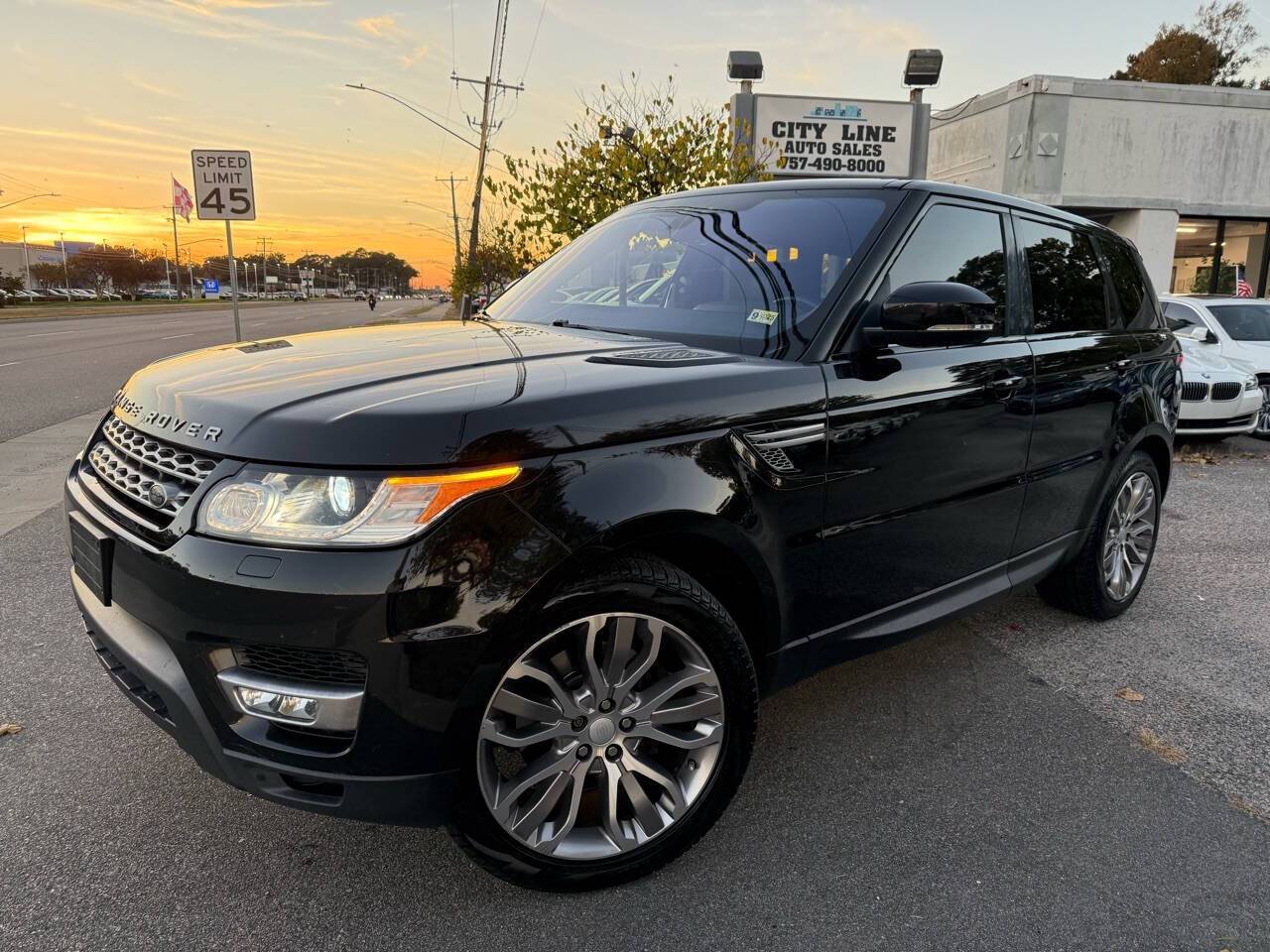 2017 Land Rover Range Rover Sport HSE — SUV — 111,100 mi — Norfolk, VA