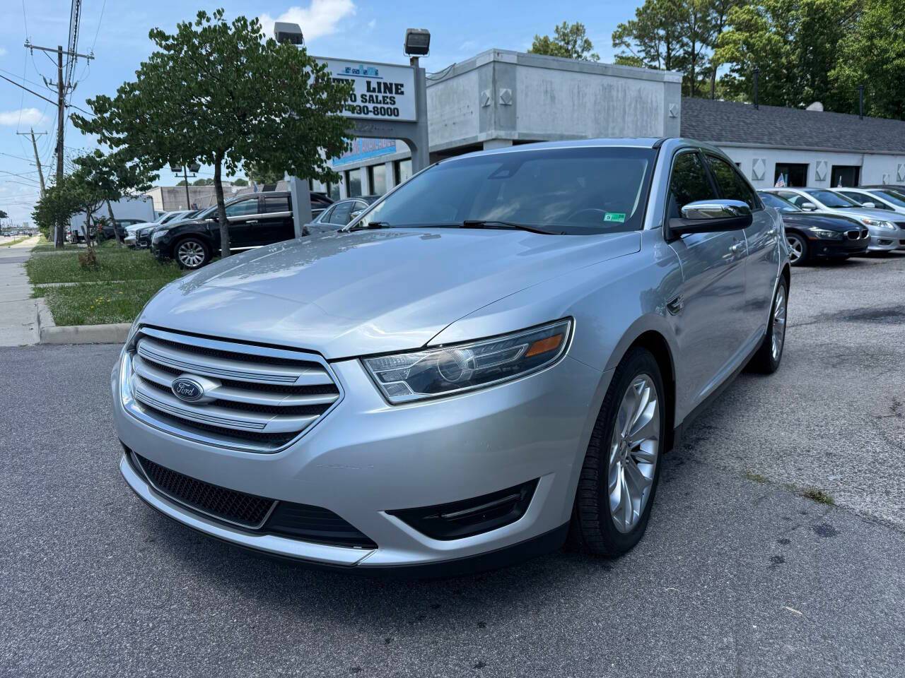 2019 Ford Taurus Limited — Sedan — 102,529 mi — Norfolk, VA