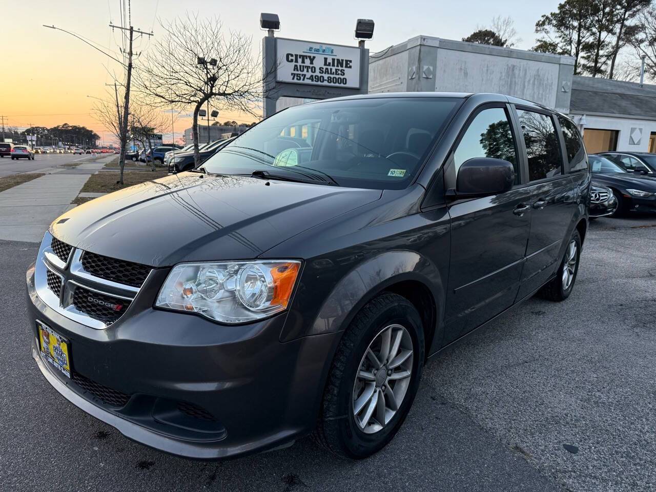 2016 Dodge Grand Caravan SE Plus — Minivan — 43,575 mi — Norfolk, VA