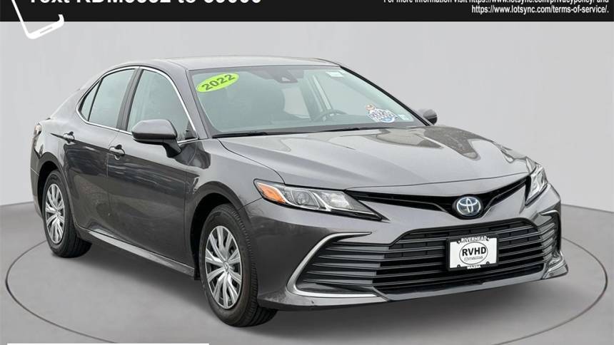 2022 Toyota Camry Hybrid LE — Sedan — 30,091 mi — Riverhead, NY