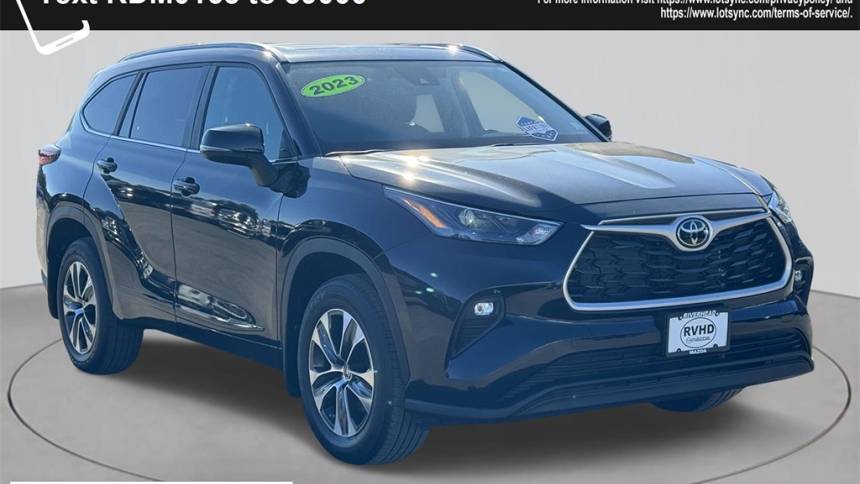 2023 Toyota Highlander XLE — SUV — 26,150 mi — Riverhead, NY