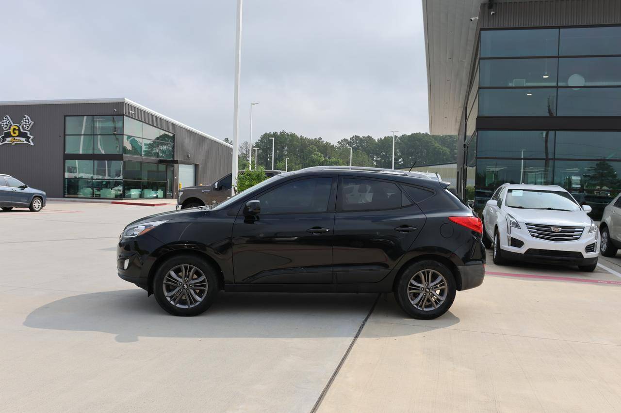 2015 Hyundai Tucson SE — SUV — 70,390 mi — Tomball, TX
