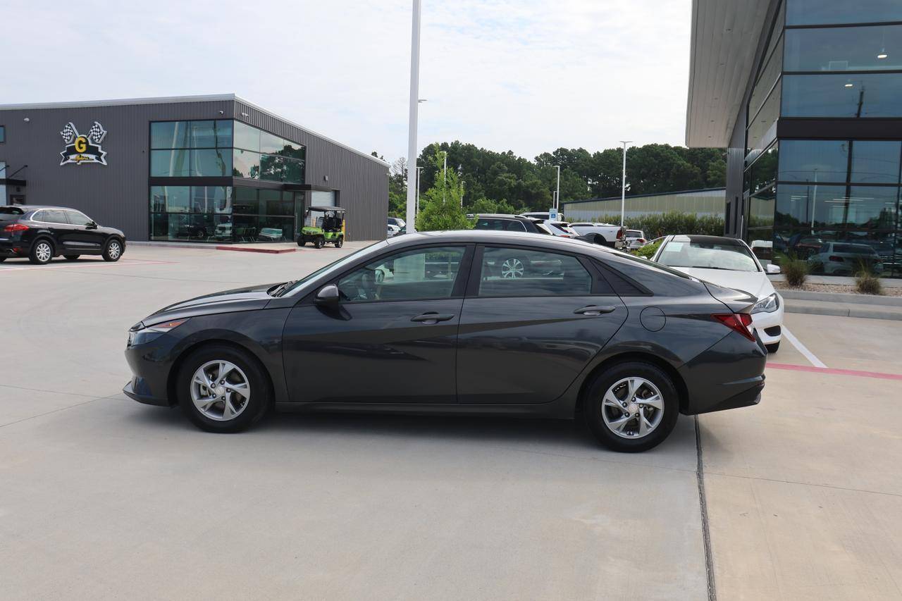 2023 Hyundai Elantra SE — Sedan — 27,978 mi — Tomball, TX