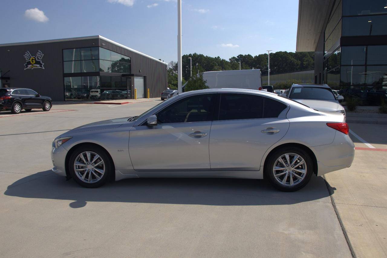 2017 INFINITI Q50 3.0t Premium — Sedan — 70,590 mi — Tomball, TX
