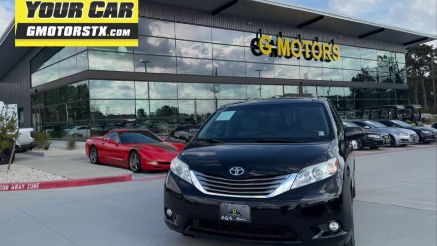 2017 Toyota Sienna XLE — Minivan — 129,362 mi — Houston, TX