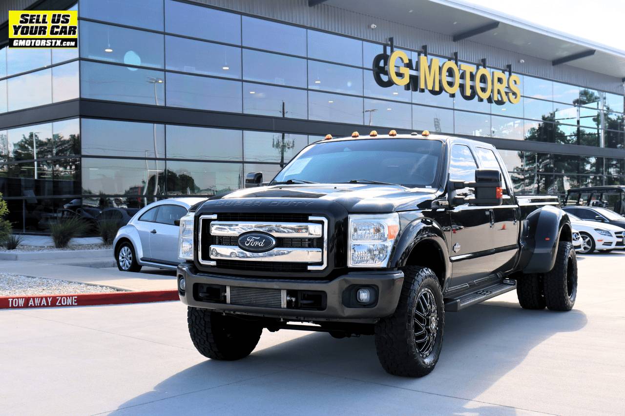 2016 Ford Super Duty F-350 Lariat — Pickup Truck — 157,233 mi — Tomball, TX