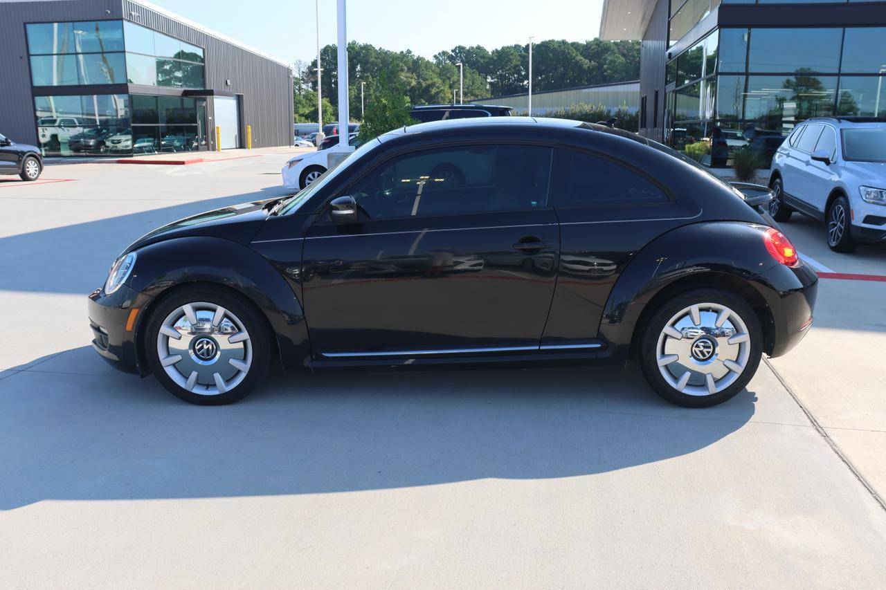 2016 Volkswagen Beetle 1.8T SE — Hatchback — 55,851 mi — Tomball, TX