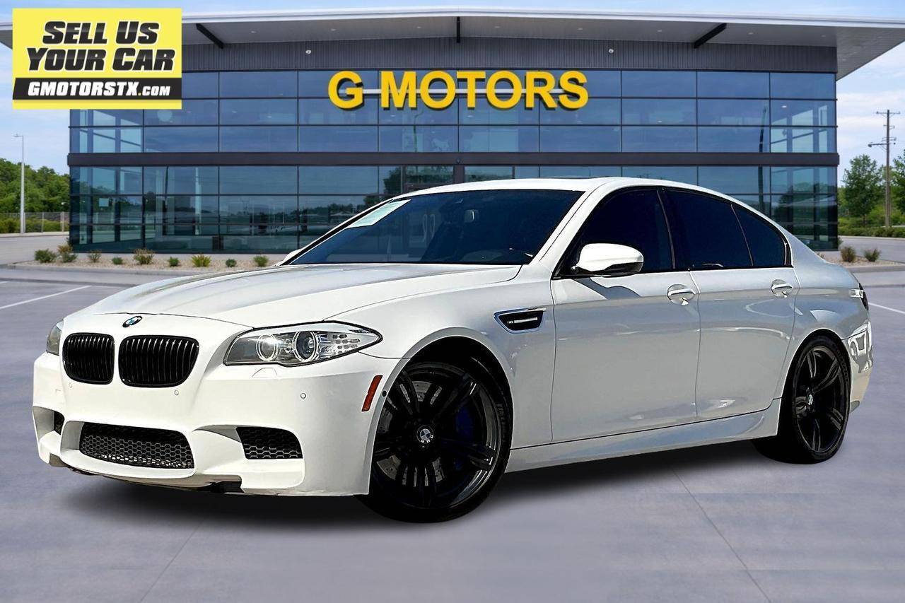 2013 BMW M5 Standard