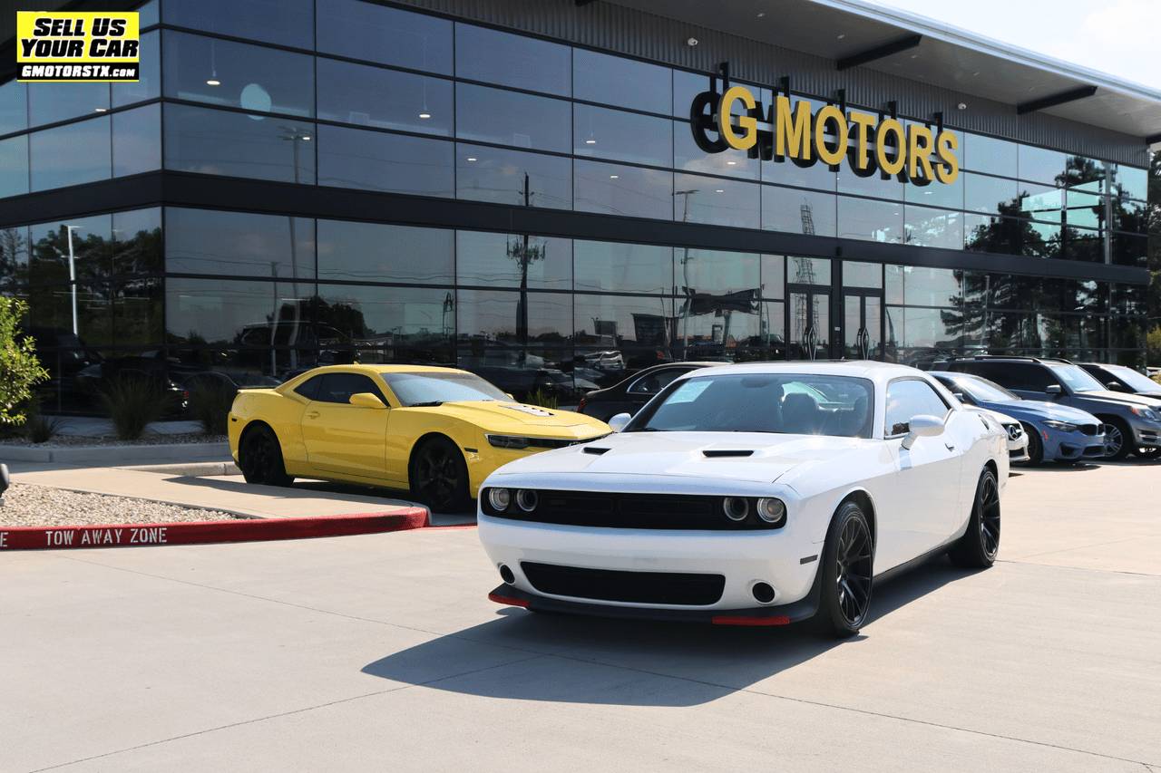 2020 Dodge Challenger SXT — Coupe — 68,312 mi — Tomball, TX