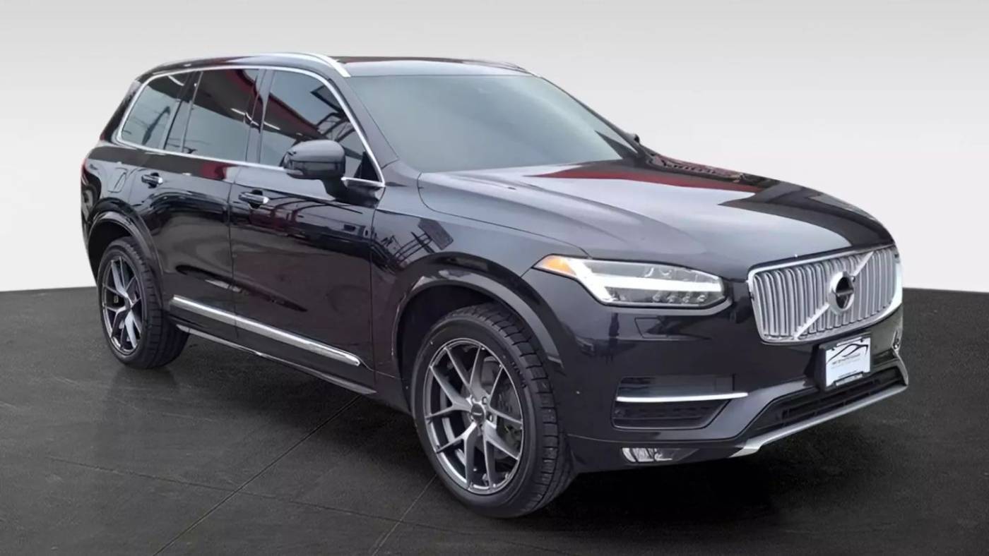2016 Volvo XC90 T6 Inscription — SUV — 126,952 mi — Farmington, MN