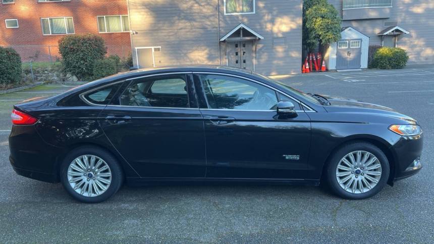 2013 Ford Fusion Energi SE Luxury — Sedan — 136,998 mi — Shoreline, WA