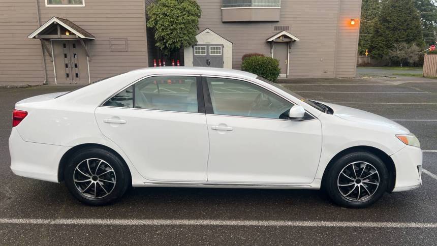 2012 Toyota Camry LE — Sedan — 155,096 mi — Shoreline, WA
