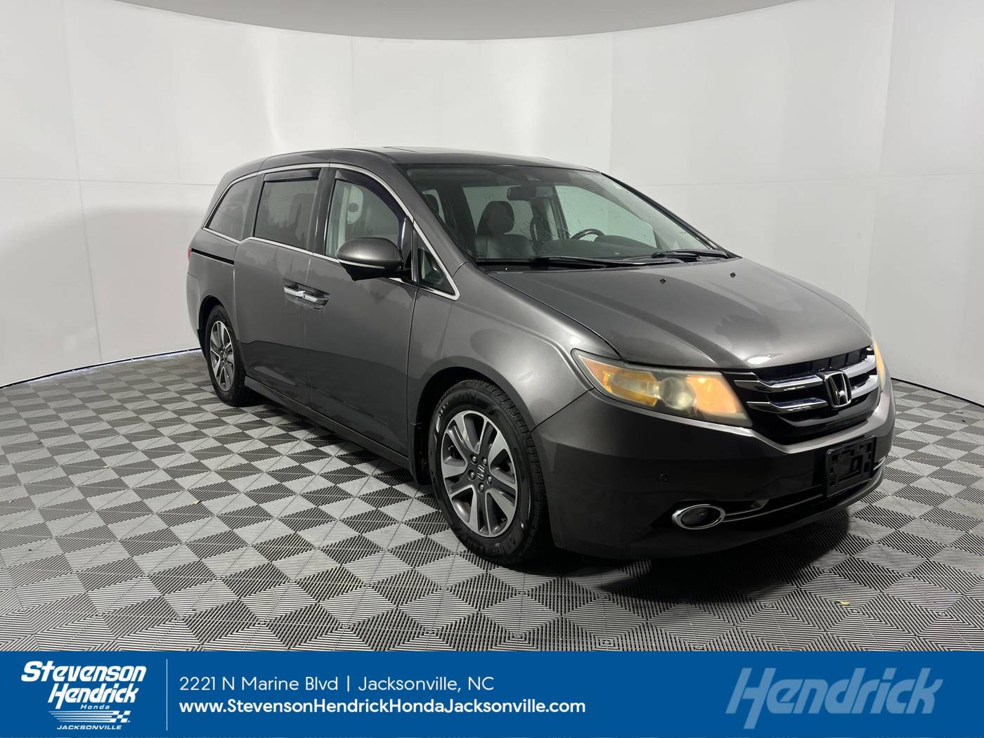 2016 Honda Odyssey Touring — Minivan — 120,521 mi — Jacksonville, NC