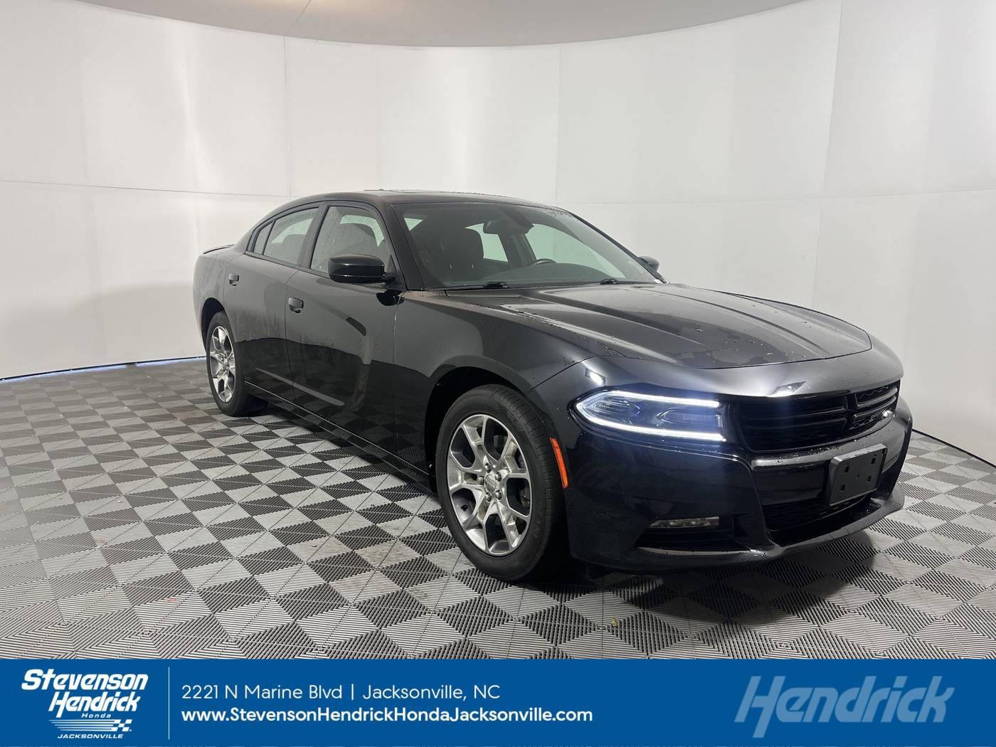 2015 Dodge Charger SXT — Sedan — 92,678 mi — Jacksonville, NC