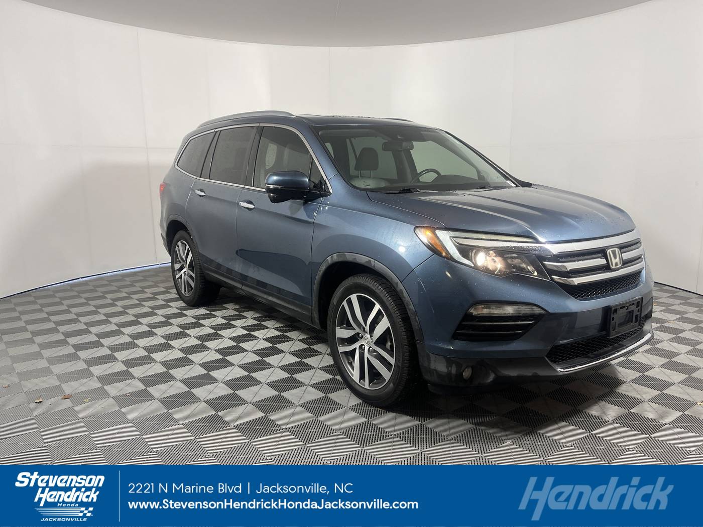2018 Honda Pilot Touring — SUV — 117,419 mi — Jacksonville, NC