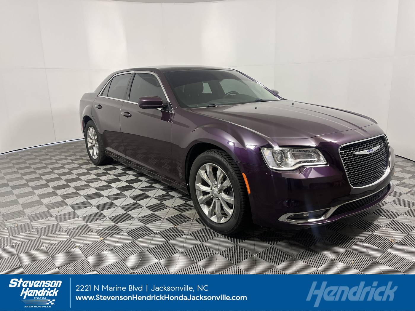 2020 Chrysler 300 Touring — Sedan — 37,346 mi — Jacksonville, NC