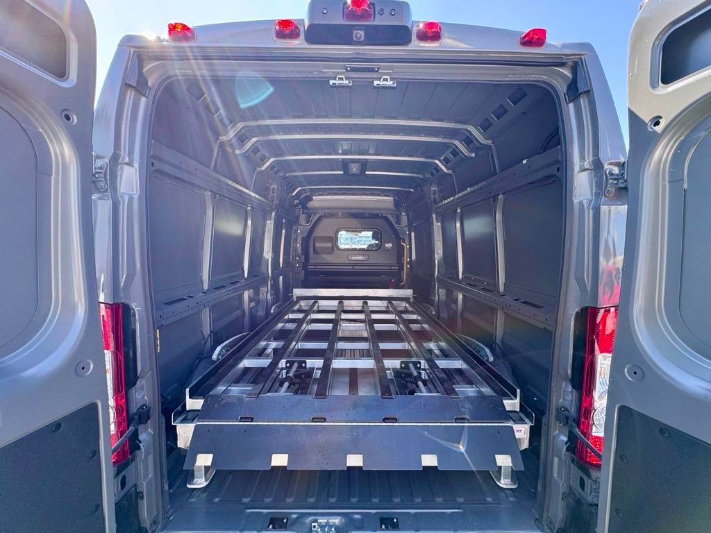 2025 Ram ProMaster Cargo Van SLT 2500 — Cargo Van — 25 mi — Inwood, NY