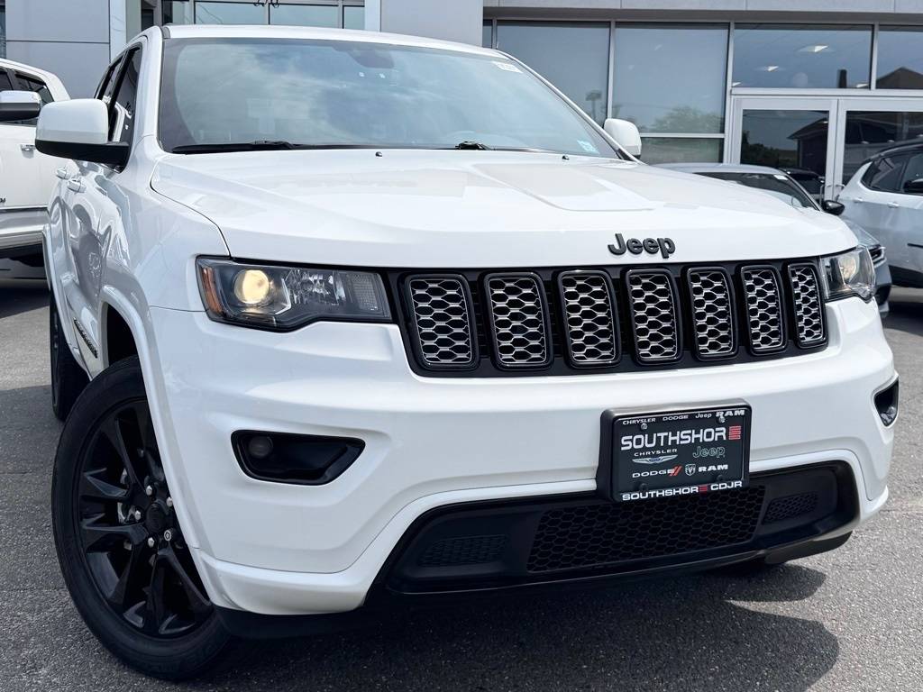 2022 Jeep Grand Cherokee WK Laredo X — SUV — 28,449 mi — Inwood, NY