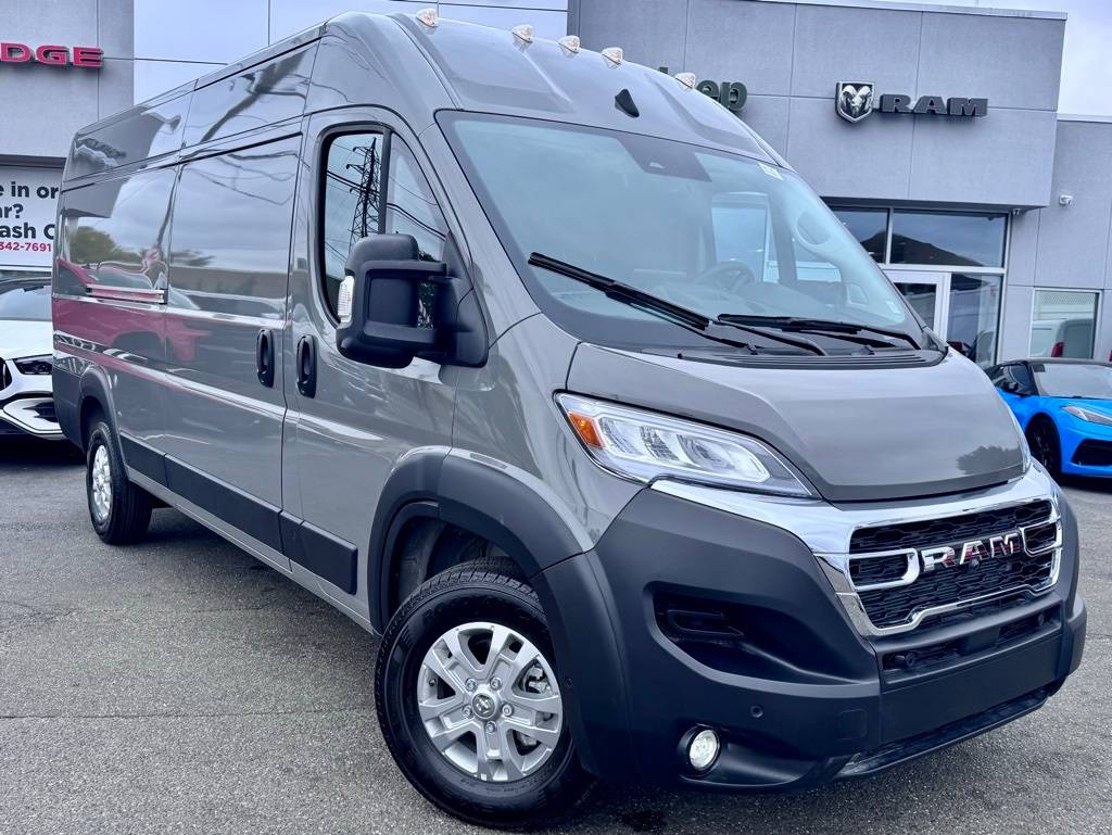 2025 Ram ProMaster Cargo Van SLT+ 3500 — Cargo Van — 14 mi — Inwood, NY