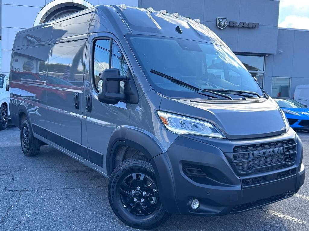 2025 Ram ProMaster Cargo Van SLT 3500 — Cargo Van — 12 mi — Inwood, NY
