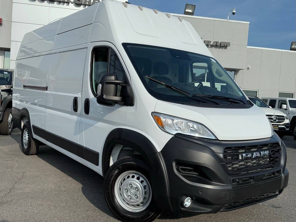 2025 Ram ProMaster Cargo Van Tradesman 3500 — Cargo Van — 14 mi — Inwood, NY