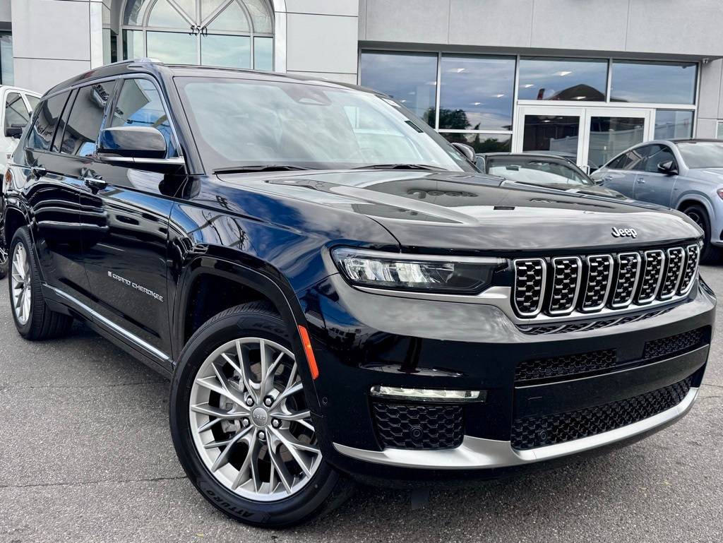 2022 Jeep Grand Cherokee Summit — SUV — 49,627 mi — Inwood, NY