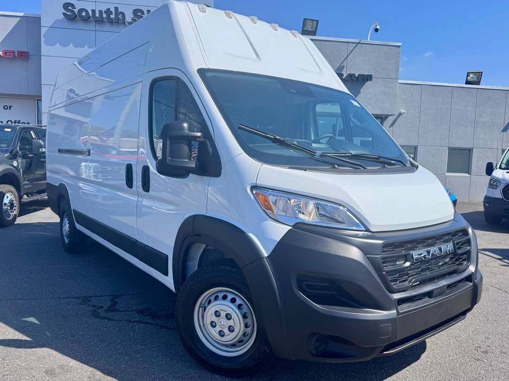 2025 Ram ProMaster Cargo Van Tradesman 3500 — Cargo Van — 18 mi — Inwood, NY