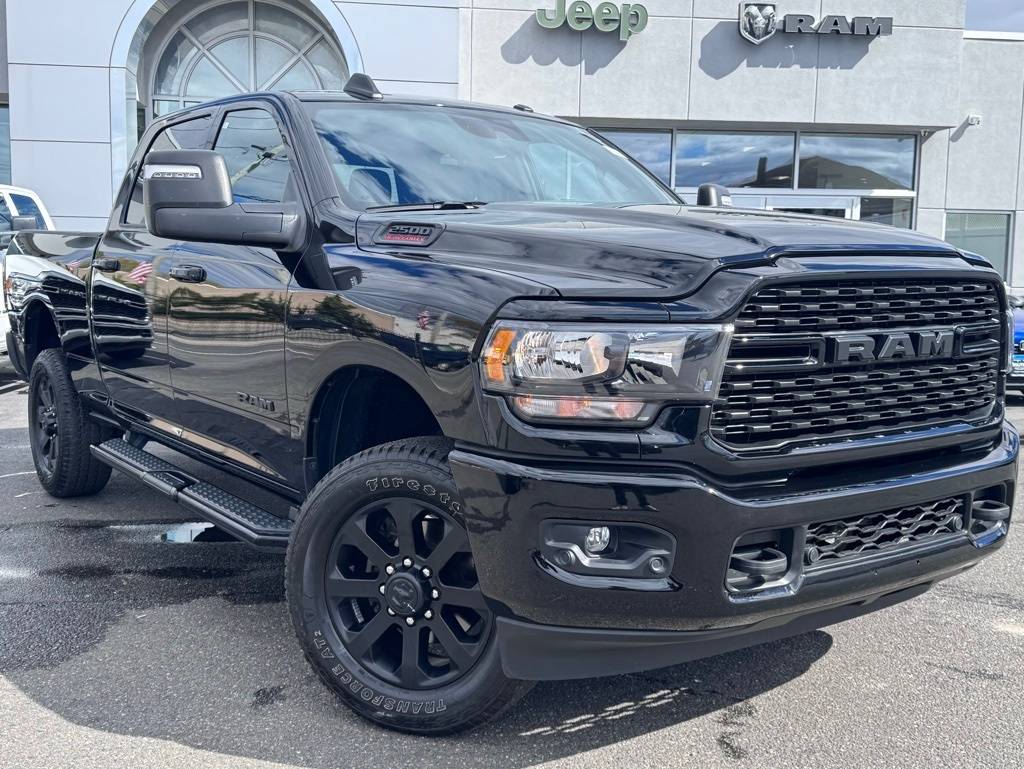 2024 Ram 2500 Big Horn — Pickup Truck — 17,597 mi — Inwood, NY